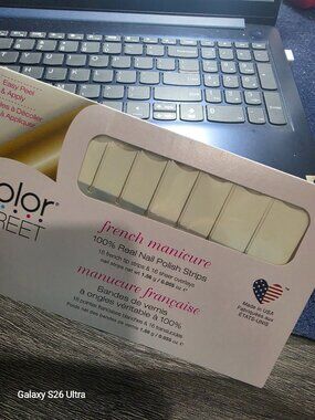 Retired Color Street French Manicure Nail Strips Meet Me in Paris